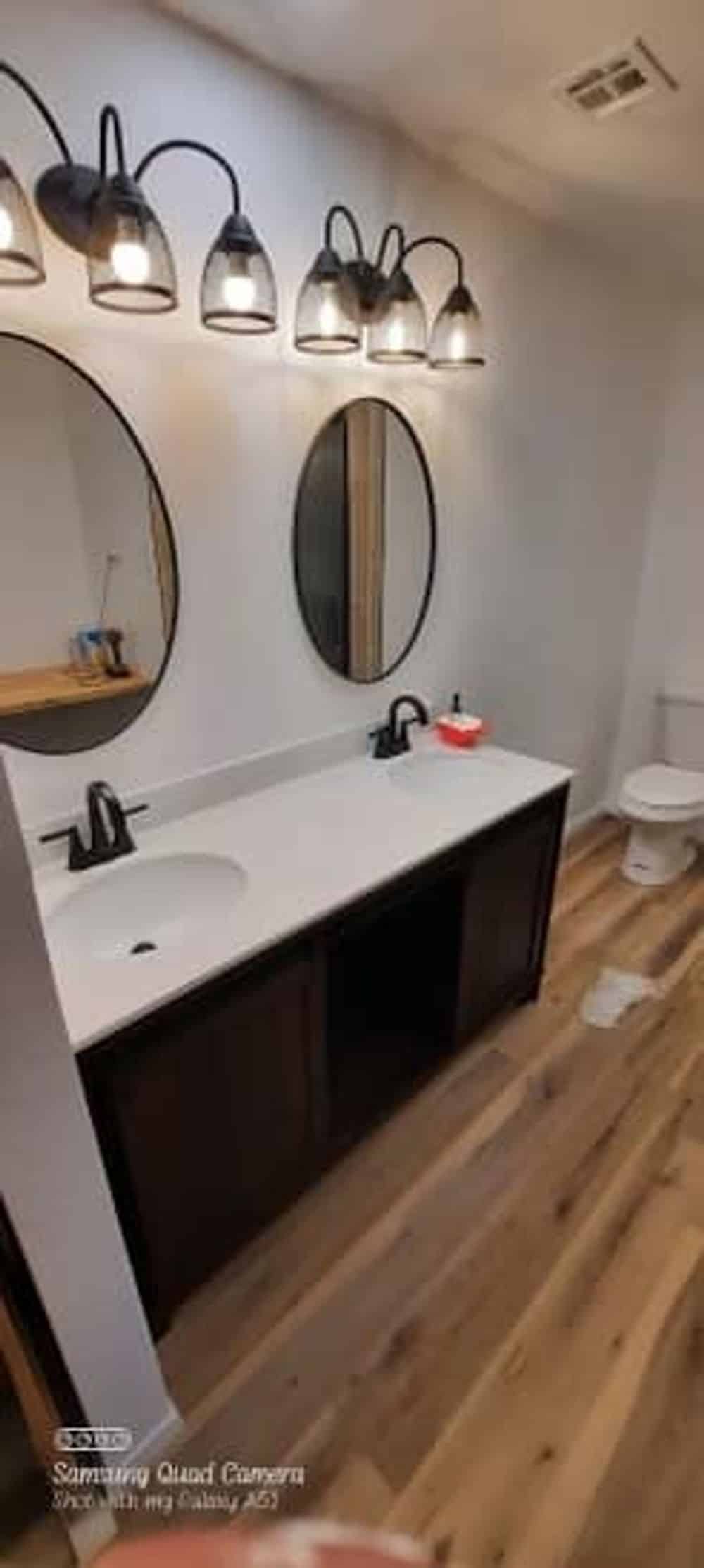 Bathroom Remodeling Services image