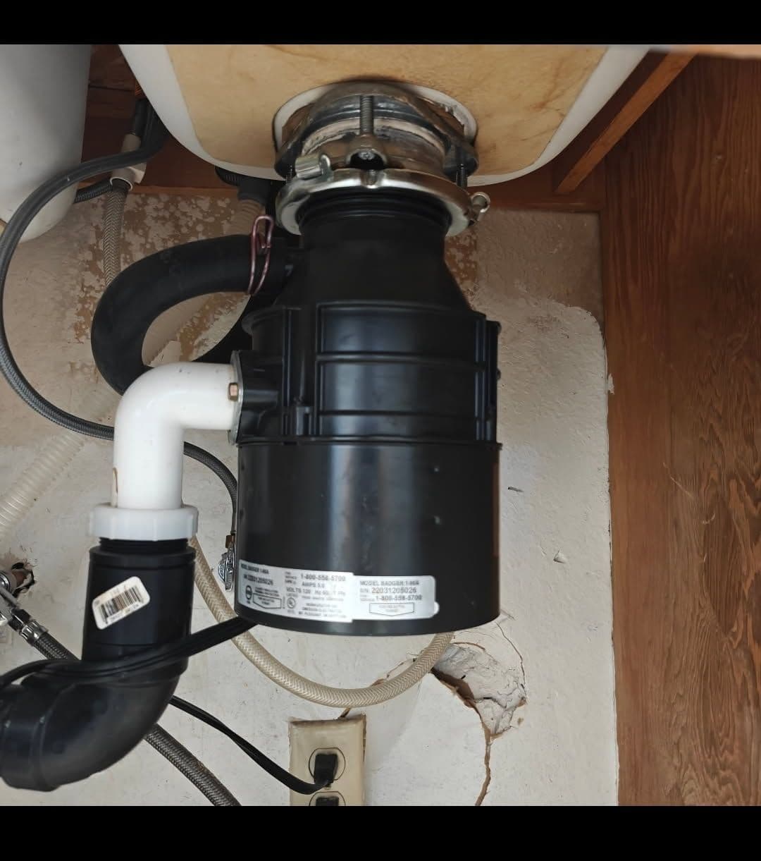 Seamless Garbage Disposal Replacement Service image