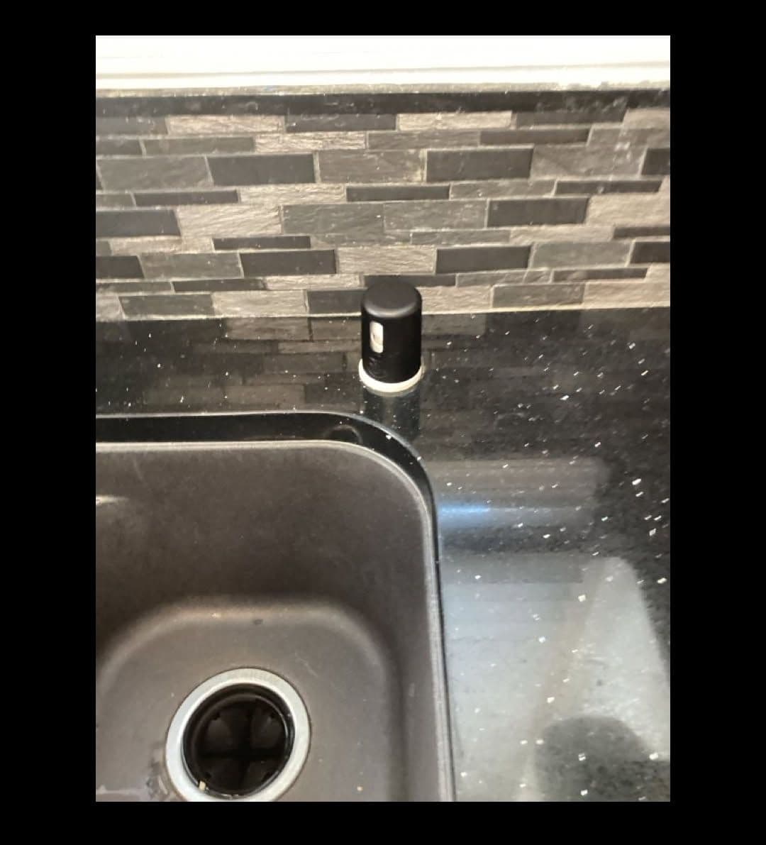 Sleek Kitchen Sink Upgrade with Quality Plumbing image